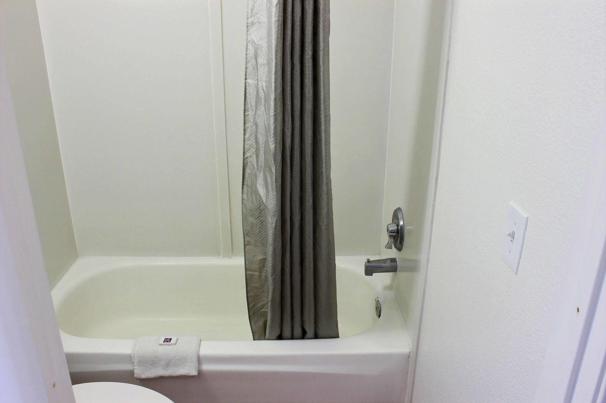 Motel 6-Paso Robles, Ca Dış mekan fotoğraf