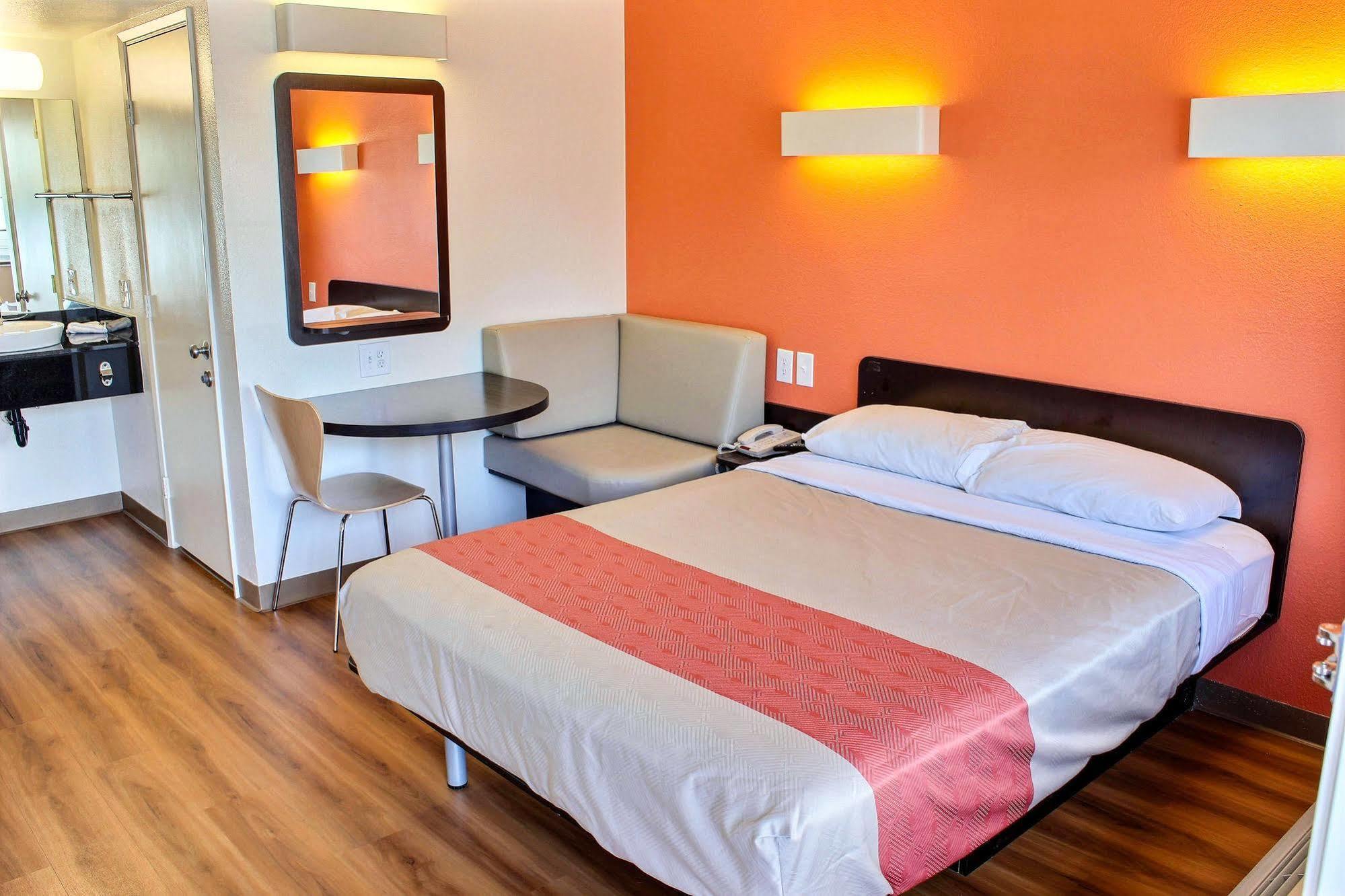 Motel 6-Paso Robles, Ca Dış mekan fotoğraf