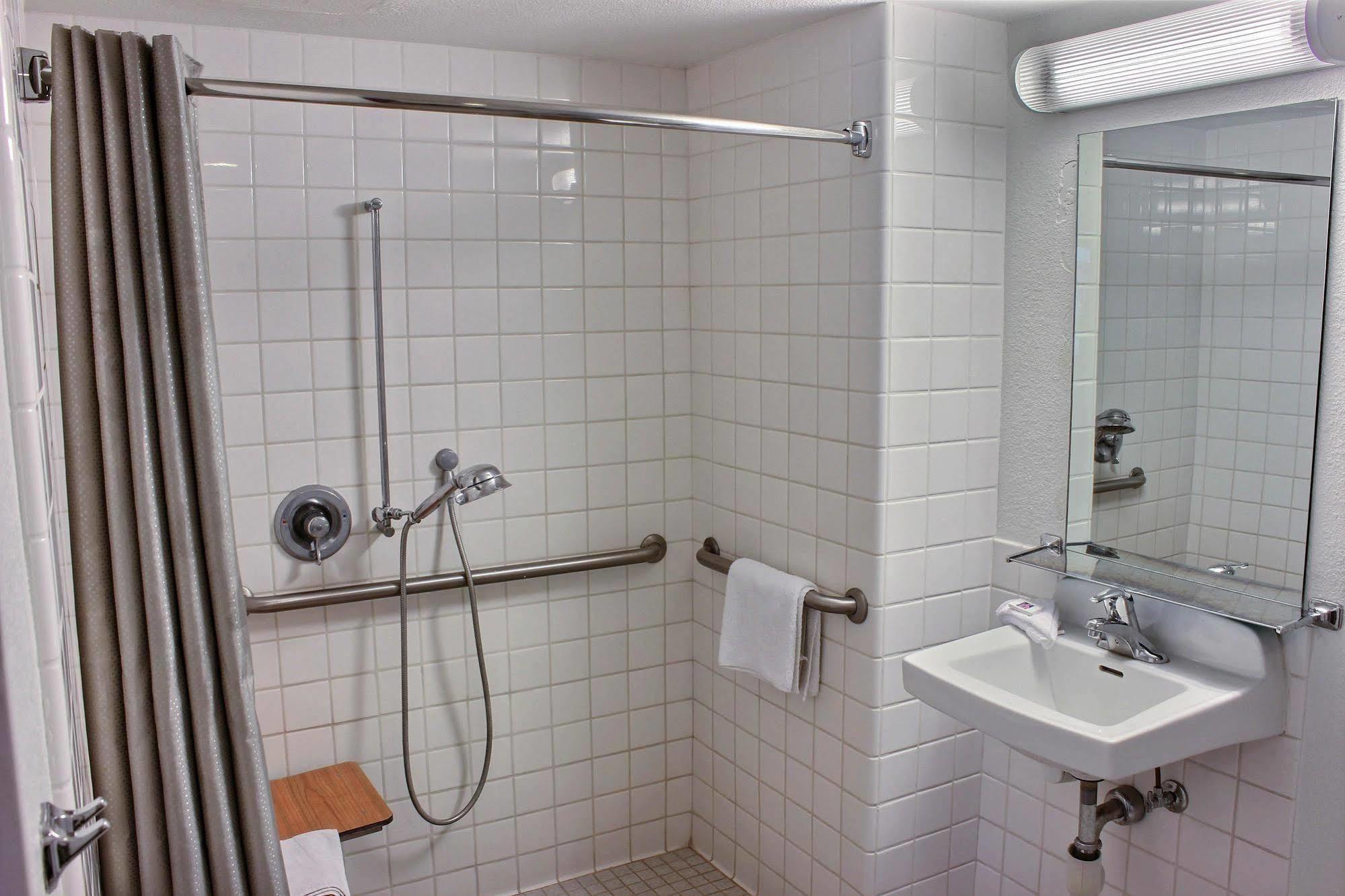 Motel 6-Paso Robles, Ca Dış mekan fotoğraf