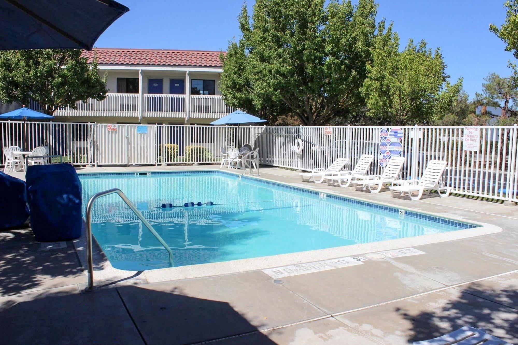 Motel 6-Paso Robles, Ca Dış mekan fotoğraf