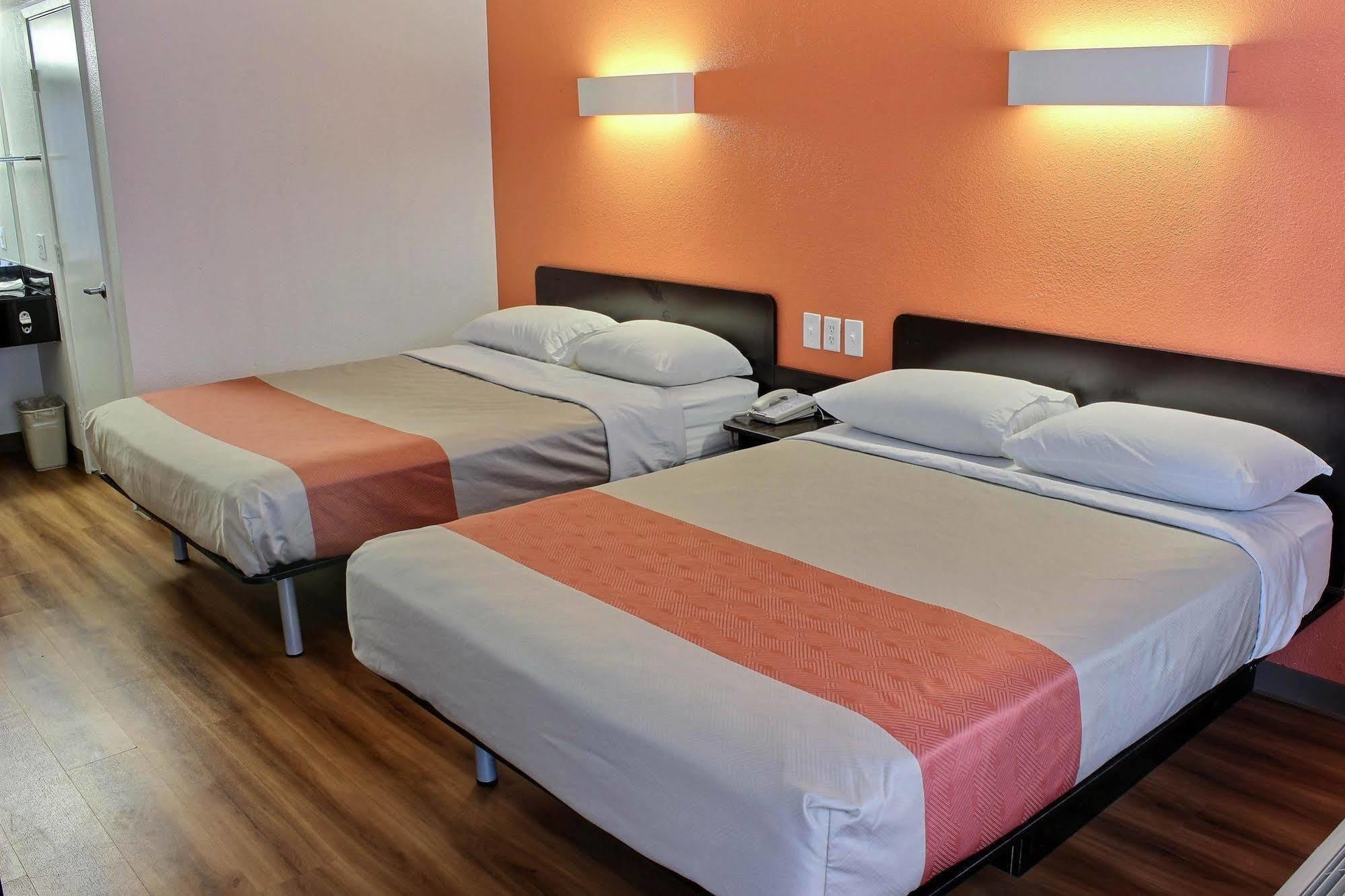 Motel 6-Paso Robles, Ca Dış mekan fotoğraf