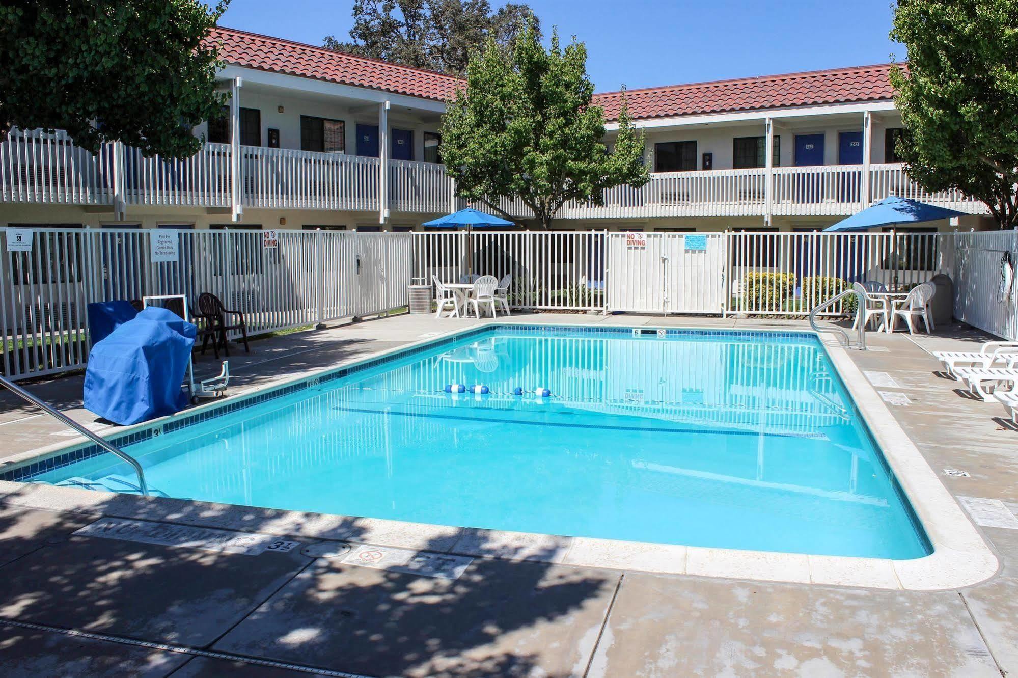 Motel 6-Paso Robles, Ca Dış mekan fotoğraf